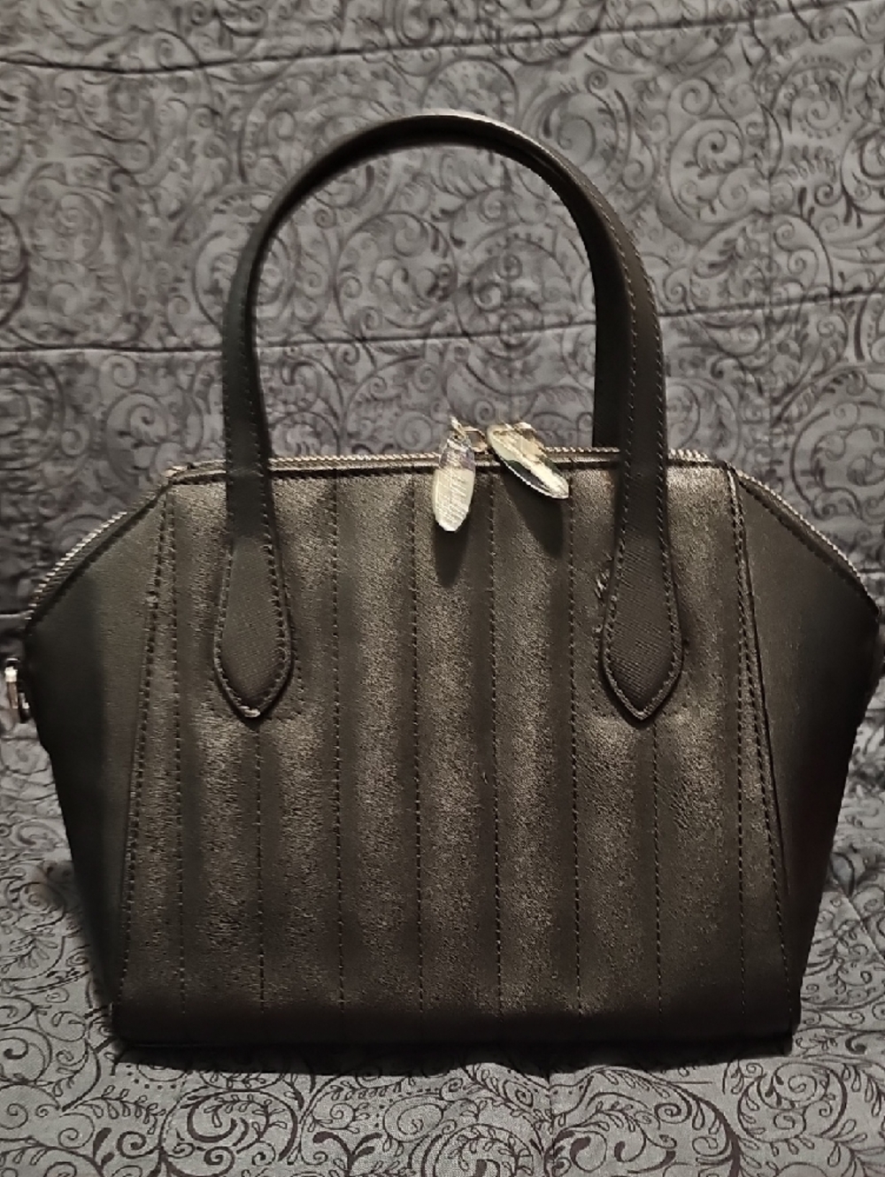 Lux de Ville Hand Bag - Picture 3 of 9
